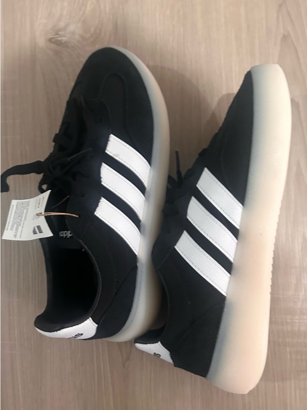 Adidas Women’s Black & White Casual Sneakers